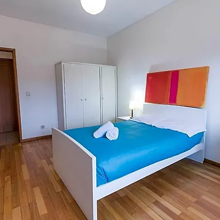 Quinta Da Armada, Em By House And People Apartment